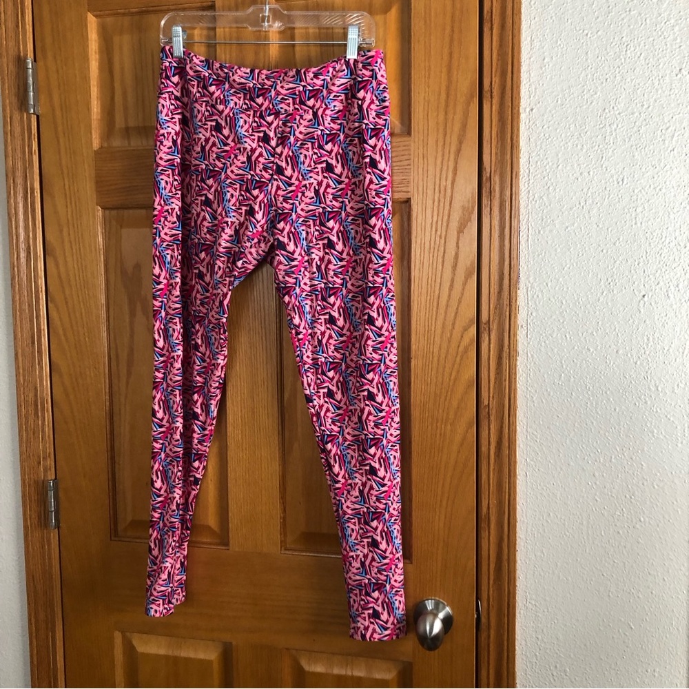 Patterned LuLaRoe Tall and Curvy  Leggings
